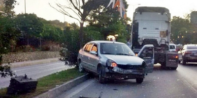DURAMADI TIRA ARKADAN ÇARPTI