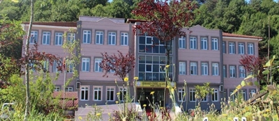 EN GÜZEL OKUL BAHÇESİ ÖDÜLÜNÜ ALDI