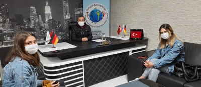 GENÇLER DUYDUKLARINA İNANAMADI