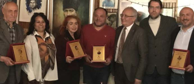 İBRAHİM TIĞ, MUAMMER HACIOĞLU ÖDÜLÜNÜ TÖRENLE ALDI