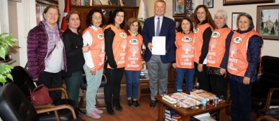 İLK İMZA BÜLENT KANTARCI'DAN