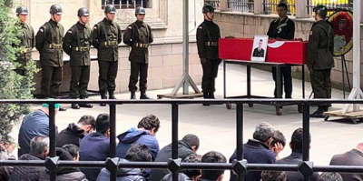 İNTİHAR EDEN ASKER SONSUZLUĞA UĞURLANDI