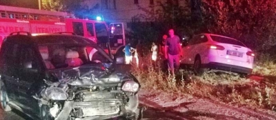 KAFA KAFAYA ÇARPIŞTILAR