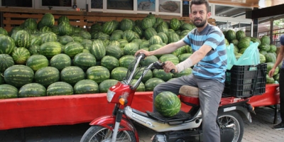 DEVREK’TE YAPILMAYANI YAPIYOR