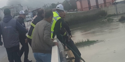 KÖPRÜDE İNTİHAR GİRİŞİMİ