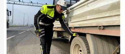 KURALA UYMAYAN SÜRÜCÜLERE 5 BİN TL  CEZA VE TRAFİKTEN MEN