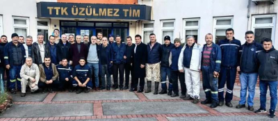 MADENCİLER TOPLU ŞEKİLDE EMEKLİLİK DİLEKÇESİ VERDİ