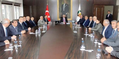 MECLİS ÜYELERİ VALİ BEKTAŞ’I ZİYARET ETTİ