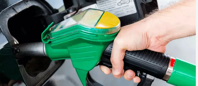 MOTORİNİN LİTRESİ 50 LİRAYI AŞACAK
