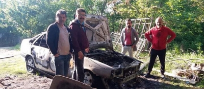 MUHTARIN ARACINI ATEŞE VERDİLER