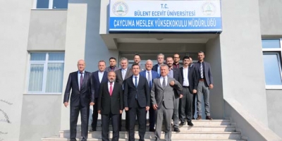 REKTÖR ÇUFALI, ÇAYCUMA KAMPÜSÜ’NDE PROTOKOL ÜYELERİYLE BİR ARAYA GELDİ