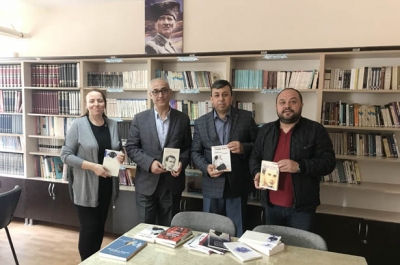 ROSAK’TAN, ANADOLU LİSESİ'NE KİTAP YARDIMI