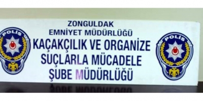 SAHTE PARALARLA YAKALANDI