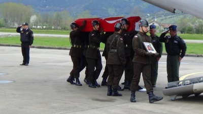 ŞEHİT ASKERLER MEMLEKETLERİNE UĞURLANDI...