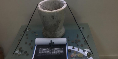 TARİHİ ESER KAÇAKÇILARININ EVİNDEN ÇIKANLAR ŞAŞIRTTI