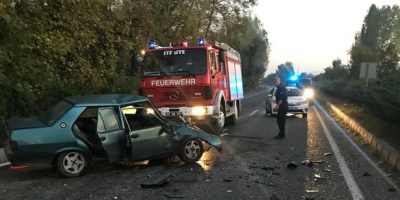 TRAKTÖRE ARKADAN ÇARPTI: 2 YARALI