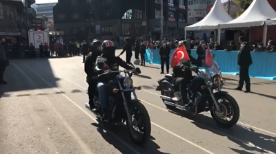 TÜRK CHOOPPER MOTOSİKLET KULUBÜ CUMHURİYET KORTEJİNE KATILDI