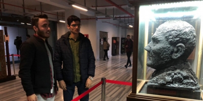 TÜRKYE’NİN TEK BÜSTÜ İLGİ ODAĞI OLDU