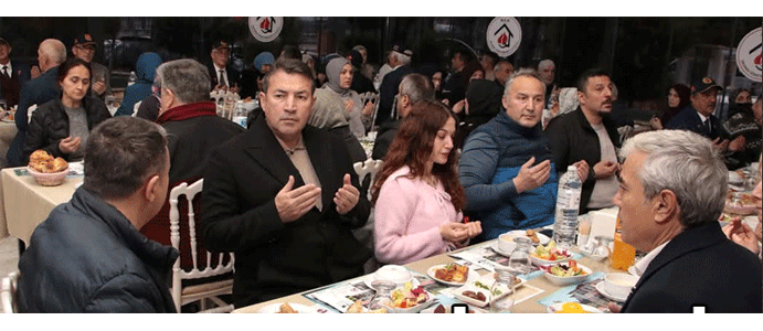 ULUPINAR GAZİ VE ŞEHİT AİLELERİ İLE İFTAR VERDİ