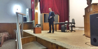 YAVUZYILMAZ TİYATRO SAHNESİNDE