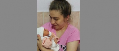  YAZIİŞLERİ MÜDÜRÜMÜZ ANNE OLMANIN MUTLULUĞUNU YAŞIYOR