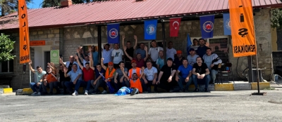YOL İŞÇİLERİNİN EYLEMİ SÜRÜYOR