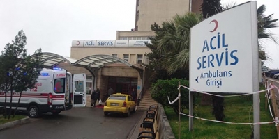 YOLDA YÜRÜYEN GENCE BIÇAKLI SALDIRI