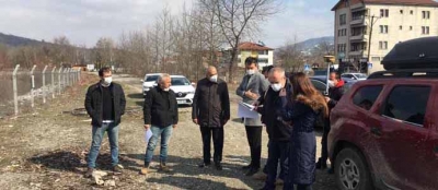 YÜKSEKOKUL KÖPRÜSÜ İÇİN KOLLAR SIVANDI
