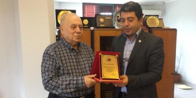 YURTBAY’A TEŞEKKÜR PLAKETİ