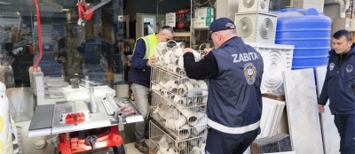 ZABITA EKİPLERİNDEN KALDIRIM  İŞGALLERİNE OPERASYON